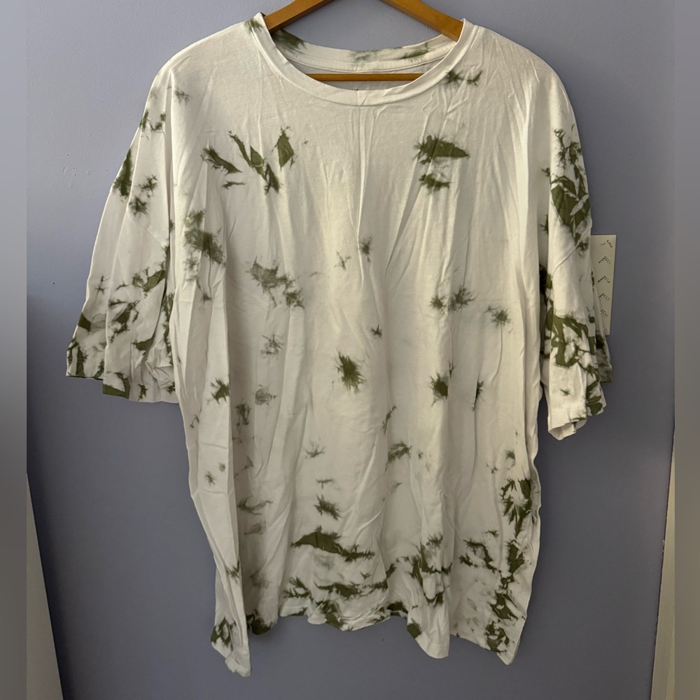 🦋flirtitude tie dye tshirt🦋